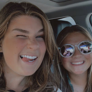 Meet your Posher, Sophia